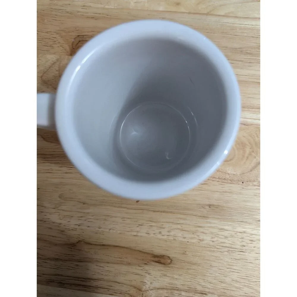 Vietnam‎ Veterans memorial Des Moines Iowa mug white black line art 4 inch vtg
